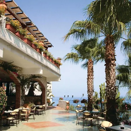 Le Terrazze Hotel Letojanni