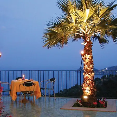 Le Terrazze Hotell 4*