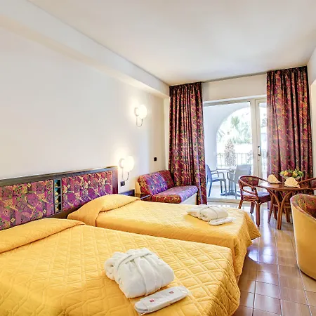 Le Terrazze 4*