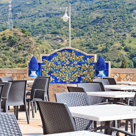 Le Terrazze Hotell
