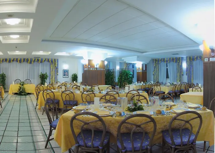 Le Terrazze Отель 4*